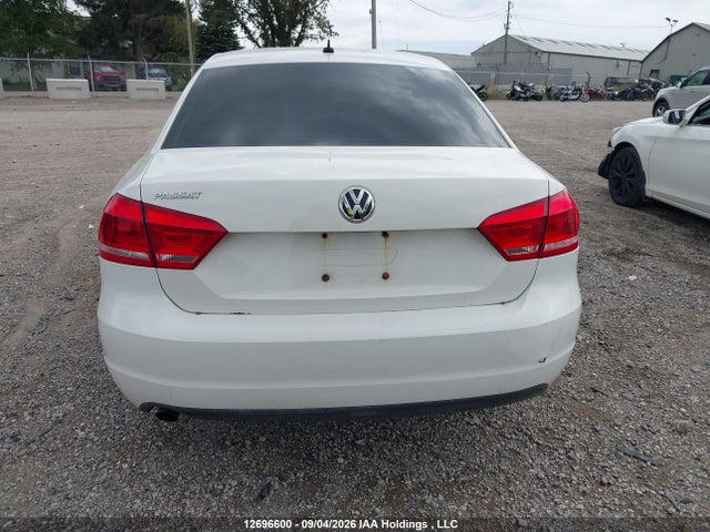 Aukcja sprzedaży 2014 Volkswagen Passat 2.5l Trendline, vin: 1VWAH7A33EC042762, numer aukcji: 12696600