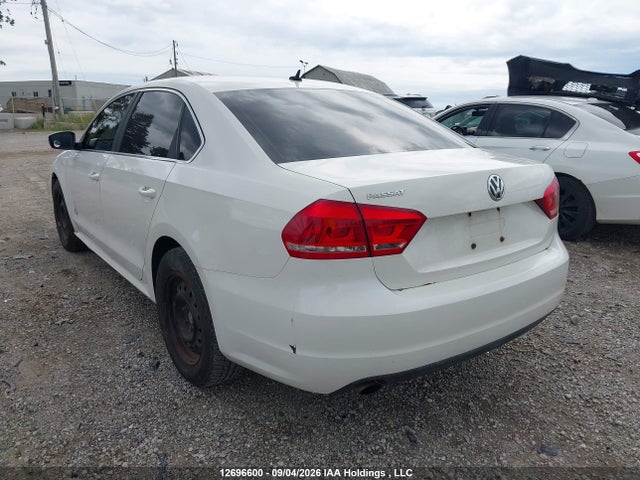 Aukcja sprzedaży 2014 Volkswagen Passat 2.5l Trendline, vin: 1VWAH7A33EC042762, numer aukcji: 12696600