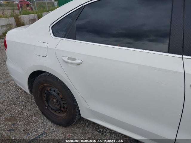 Aukcja sprzedaży 2014 Volkswagen Passat 2.5l Trendline, vin: 1VWAH7A33EC042762, numer aukcji: 12696600