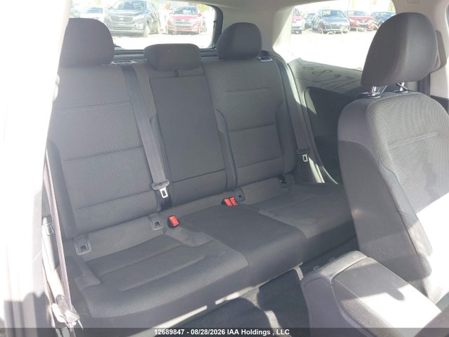Aukcja sprzedaży 2015 Volkswagen Golf 1.8 Tsi Trendline, vin: 3VW817AU2FM022997, numer aukcji: 12689847