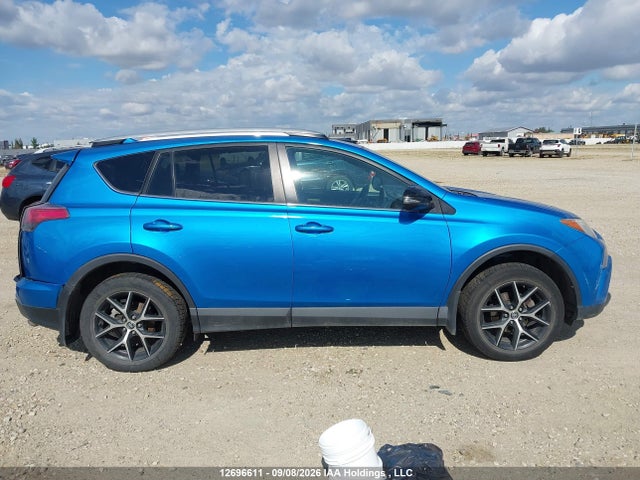 2016 Toyota Rav4 Se მანქანა იყიდება აუქციონზე, vin: 2T3JFREV5GW440376, აუქციონის ნომერი: 12696611