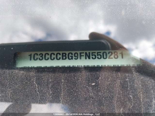 12696662 :رقم المزاد ، 1C3CCCBG9FN550281 vin ، 2015 Chrysler 200 S مزاد بيع