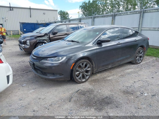 12696662 :رقم المزاد ، 1C3CCCBG9FN550281 vin ، 2015 Chrysler 200 S مزاد بيع