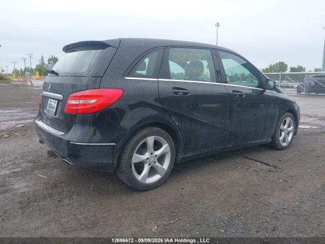 Mercedes-Benz B250 2014 WDDMH4EBXEJ284093 Image 4