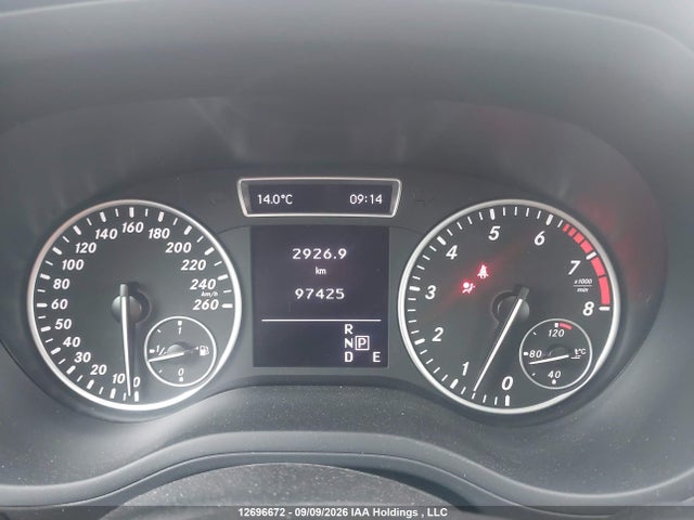 WDDMH4EBXEJ284093 Mercedes-Benz B250