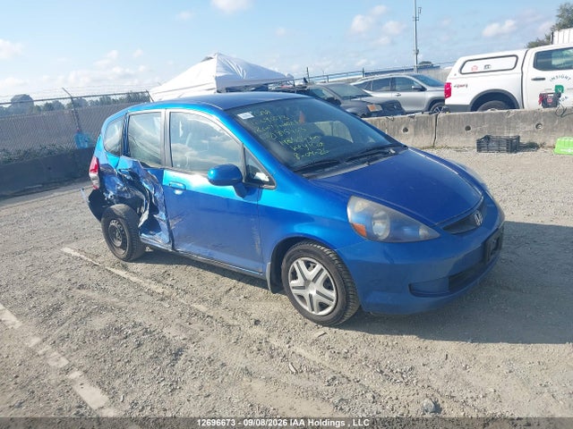12696673 :رقم المزاد ، JHMGD38477S815403 vin ، 2007 Honda Fit مزاد بيع