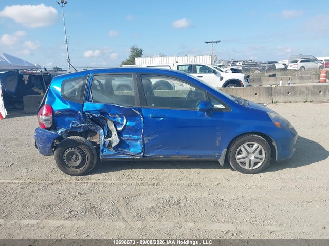 12696673 :رقم المزاد ، JHMGD38477S815403 vin ، 2007 Honda Fit مزاد بيع
