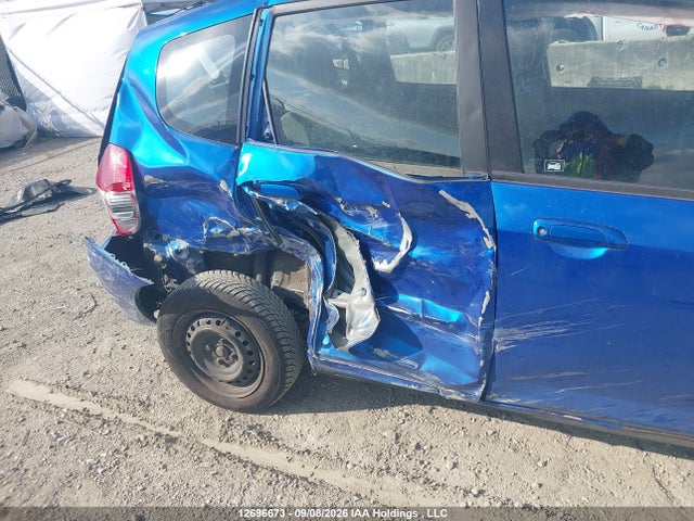12696673 :رقم المزاد ، JHMGD38477S815403 vin ، 2007 Honda Fit مزاد بيع