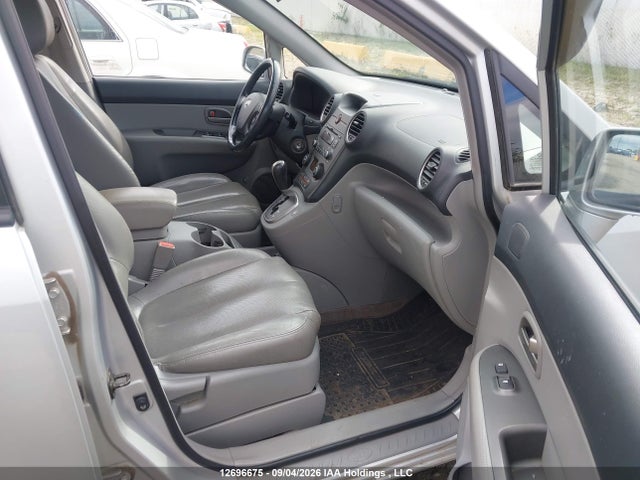 2007 Kia Rondo Lx/ex მანქანა იყიდება აუქციონზე, vin: KNAFG526977056103, აუქციონის ნომერი: 12696675