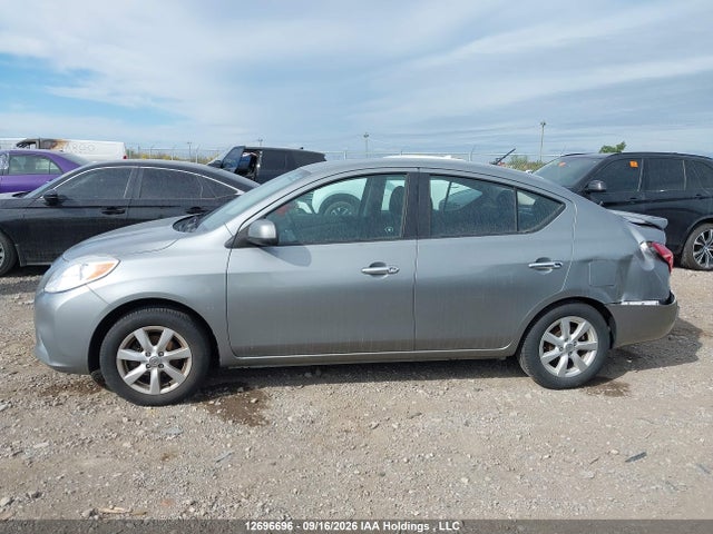 12696696 :رقم المزاد ، 3N1CN7AP0DL838401 vin ، 2013 Nissan Versa 1.6 S/1.6 Sl/1.6 Sv مزاد بيع