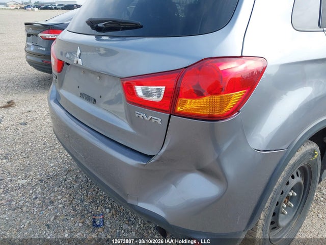 Mitsubishi RVR SE 2017 JA4AJ3AU9HZ604295 Image 11