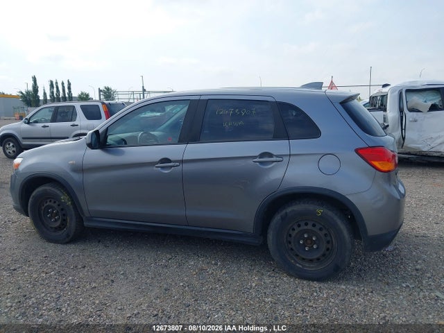 Mitsubishi RVR SE 2017 JA4AJ3AU9HZ604295 Image 14