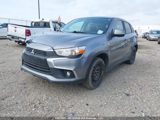 Mitsubishi RVR SE 2017 JA4AJ3AU9HZ604295 Image 2