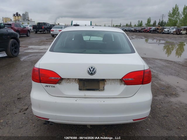 12679358 :رقم المزاد ، 3VW1K7AJ2EM234608 vin ، 2014 Volkswagen Jetta 2.0l Trendline/2.0l Trendline+ مزاد بيع
