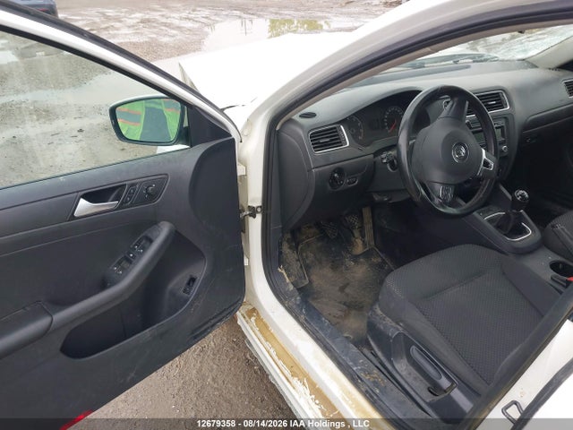 12679358 :رقم المزاد ، 3VW1K7AJ2EM234608 vin ، 2014 Volkswagen Jetta 2.0l Trendline/2.0l Trendline+ مزاد بيع
