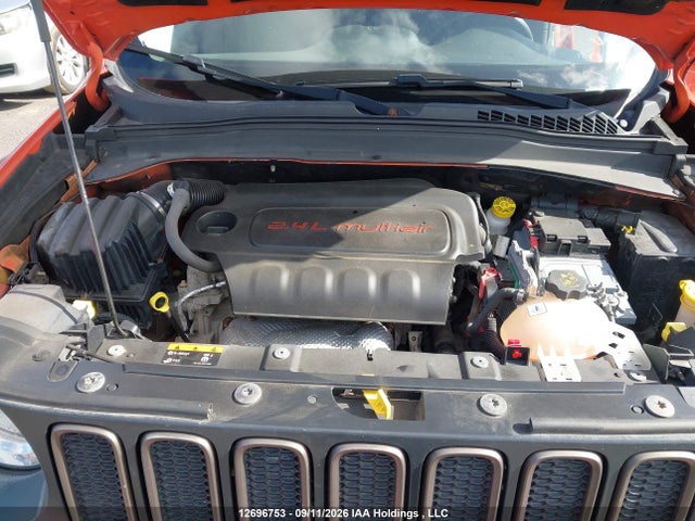 Продаж на аукціоні авто 2016 Jeep Renegade, vin: ZACCJBBTXGPC94699, номер лоту: 12696753
