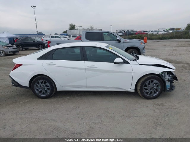 2026 Hyundai Elantra Sel Sport მანქანა იყიდება აუქციონზე, vin: KMHLM4DG4TU122241, აუქციონის ნომერი: 12696774