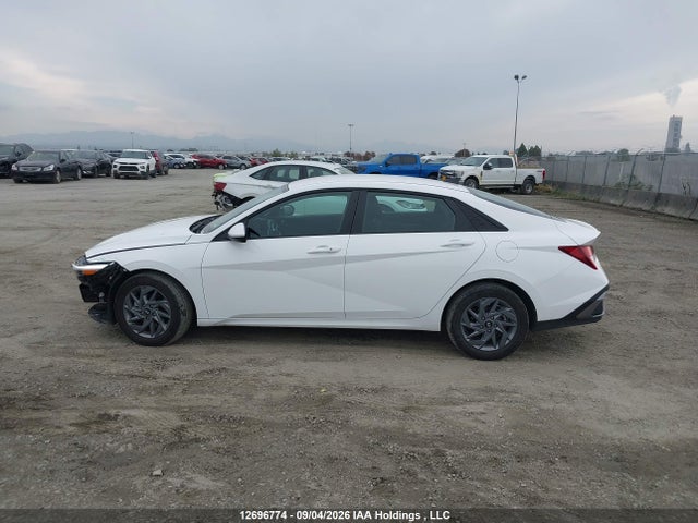2026 Hyundai Elantra Sel Sport მანქანა იყიდება აუქციონზე, vin: KMHLM4DG4TU122241, აუქციონის ნომერი: 12696774