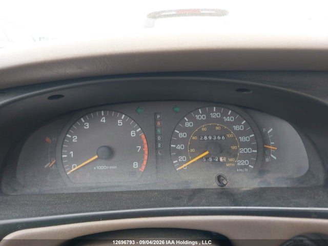 12696793 :رقم المزاد ، 4T1GK12E0RU031824 vin ، 1994 Toyota Camry Le مزاد بيع