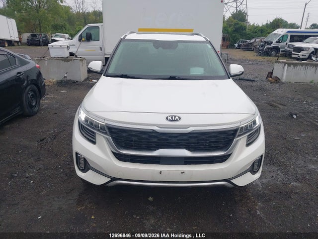 KIA Seltos 2021 KNDETCA25M7152318 Image 13
