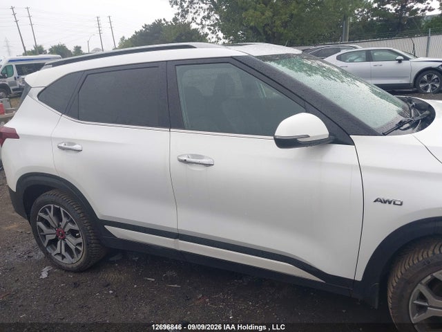 KIA Seltos 2021 KNDETCA25M7152318 Image 14