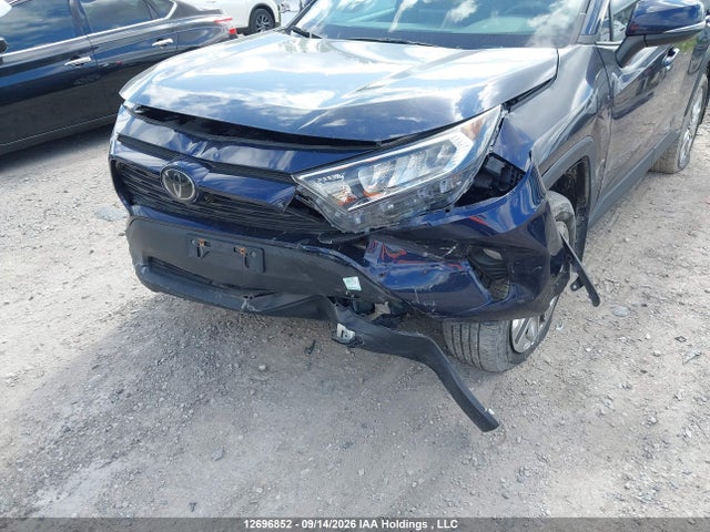 Продаж на аукціоні авто 2020 Toyota Rav4 Xle, vin: 2T3R1RFV5LW113602, номер лоту: 12696852
