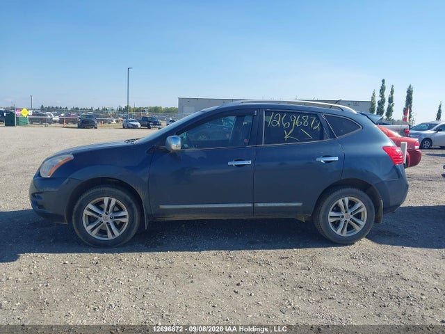2013 Nissan Rogue Sv მანქანა იყიდება აუქციონზე, vin: JN8AS5MV1DW111357, აუქციონის ნომერი: 12696872