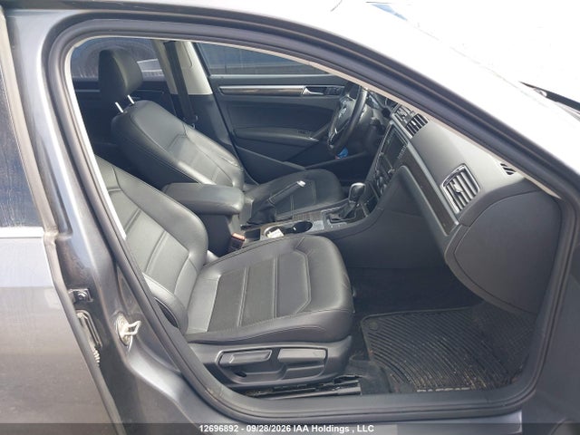 Продаж на аукціоні авто 2018 Volkswagen Passat, vin: 1VWBA7A36JC016773, номер лоту: 12696892