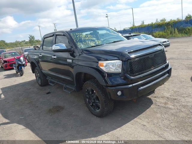 Продаж на аукціоні авто 2017 Toyota Tundra Platinum 5.7l V8, vin: 5TFAY5F12HX591106, номер лоту: 12696898