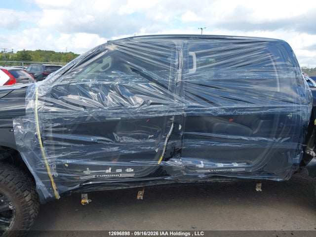 Aukcja sprzedaży 2017 Toyota Tundra Platinum 5.7l V8, vin: 5TFAY5F12HX591106, numer aukcji: 12696898