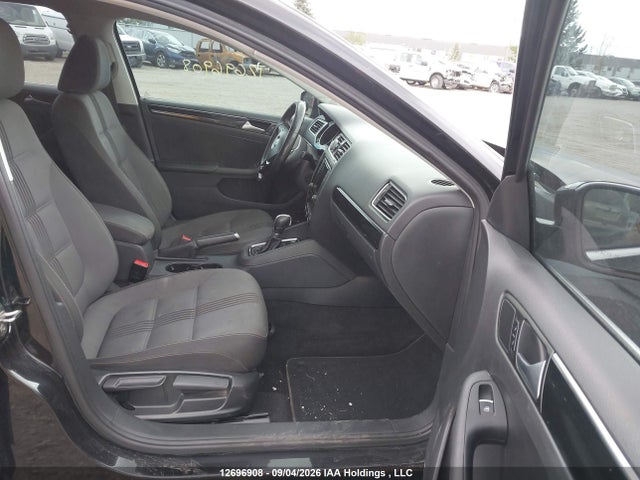 3VWDB7AJ7HM371898 Volkswagen JETTA SE