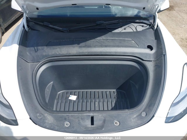 Продажа на аукционе авто 2021 Tesla Model Y Long Range, vin: 5YJYGAEE7MF186345, номер лота: 12696913