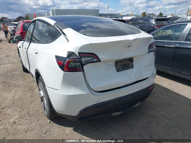 Продажа на аукционе авто 2021 Tesla Model Y Long Range, vin: 5YJYGAEE7MF186345, номер лота: 12696913