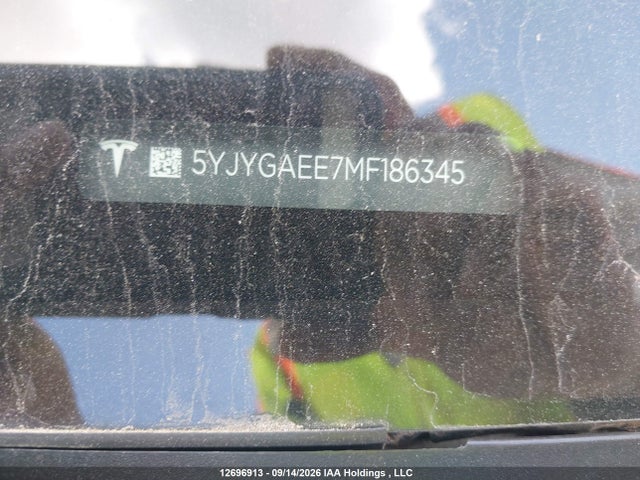 Продажа на аукционе авто 2021 Tesla Model Y Long Range, vin: 5YJYGAEE7MF186345, номер лота: 12696913