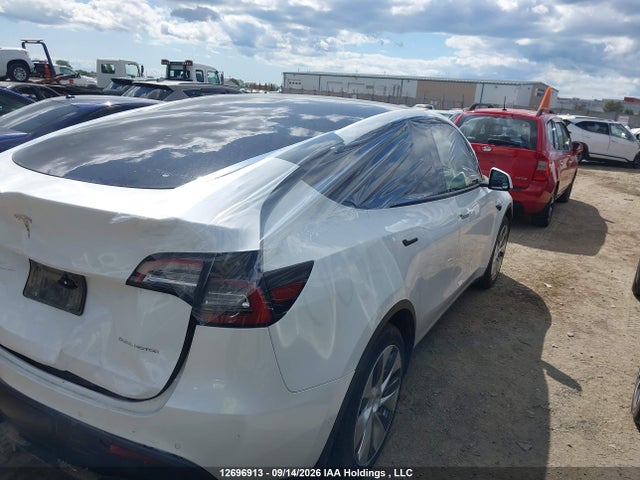 Продажа на аукционе авто 2021 Tesla Model Y Long Range, vin: 5YJYGAEE7MF186345, номер лота: 12696913
