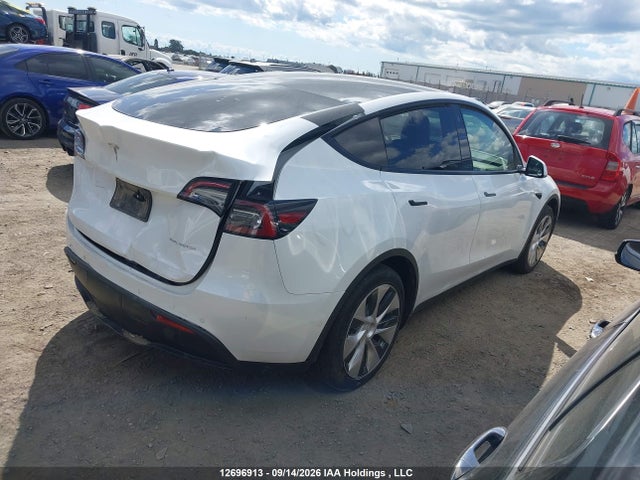 Продажа на аукционе авто 2021 Tesla Model Y Long Range, vin: 5YJYGAEE7MF186345, номер лота: 12696913