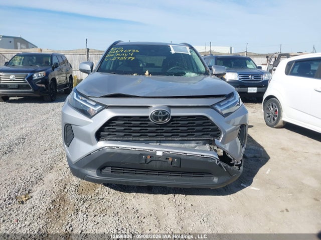 Auction sale of the 2022 Toyota Rav4 Xle, vin: 2T3R1RFV2NC272579, lot number: 12696936
