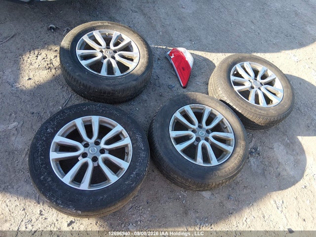 5N1AR2MMXFC698963 Nissan Pathfinder Platinum/s/sl/sv