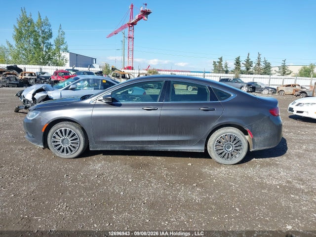 2015 Chrysler 200 Lx მანქანა იყიდება აუქციონზე, vin: 1C3CCCFB6FN557235, აუქციონის ნომერი: 12696943