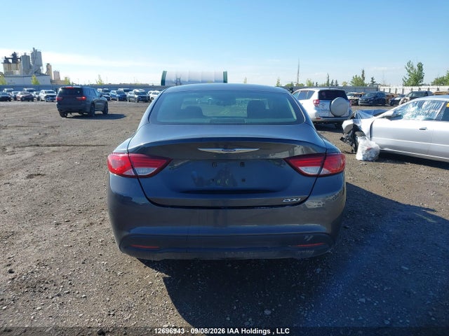 2015 Chrysler 200 Lx მანქანა იყიდება აუქციონზე, vin: 1C3CCCFB6FN557235, აუქციონის ნომერი: 12696943