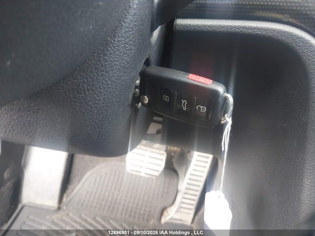 12696951 :رقم المزاد ، 1VWBS7A36FC040057 vin ، 2015 Volkswagen Passat 1.8 Tsi Comfortline مزاد بيع