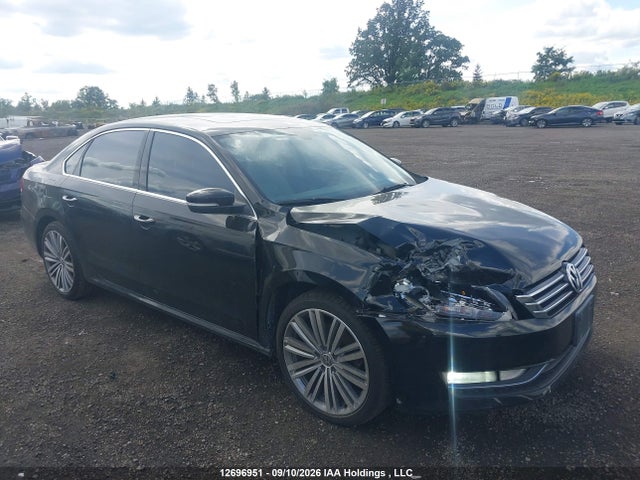 12696951 :رقم المزاد ، 1VWBS7A36FC040057 vin ، 2015 Volkswagen Passat 1.8 Tsi Comfortline مزاد بيع