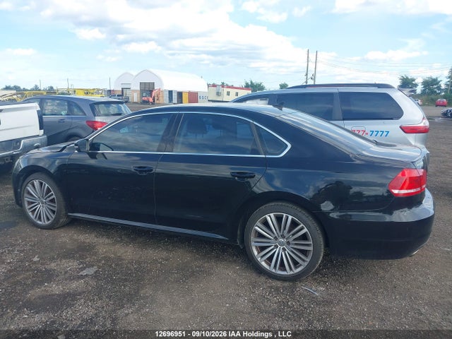 12696951 :رقم المزاد ، 1VWBS7A36FC040057 vin ، 2015 Volkswagen Passat 1.8 Tsi Comfortline مزاد بيع