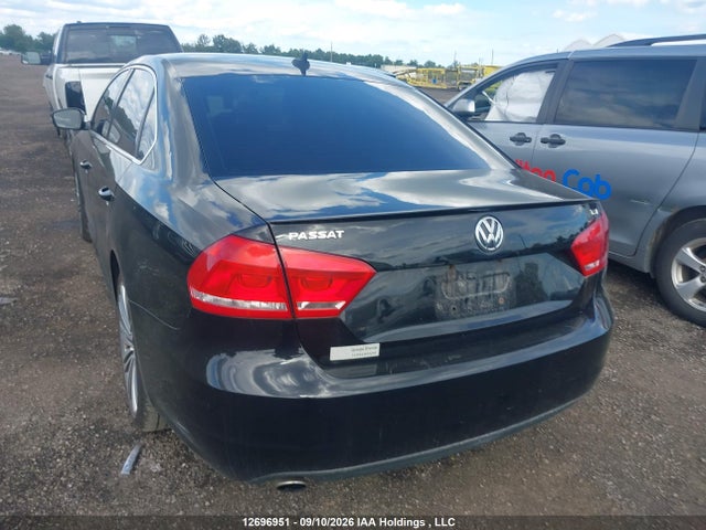 12696951 :رقم المزاد ، 1VWBS7A36FC040057 vin ، 2015 Volkswagen Passat 1.8 Tsi Comfortline مزاد بيع