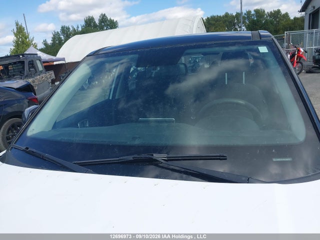 Продаж на аукціоні авто 2022 Hyundai Venue Essential Auto Ivt With Two-tone Body Colour, vin: KMHRB8A37NU198371, номер лоту: 12696973