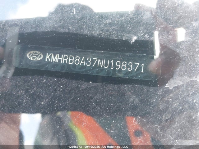 Продаж на аукціоні авто 2022 Hyundai Venue Essential Auto Ivt With Two-tone Body Colour, vin: KMHRB8A37NU198371, номер лоту: 12696973