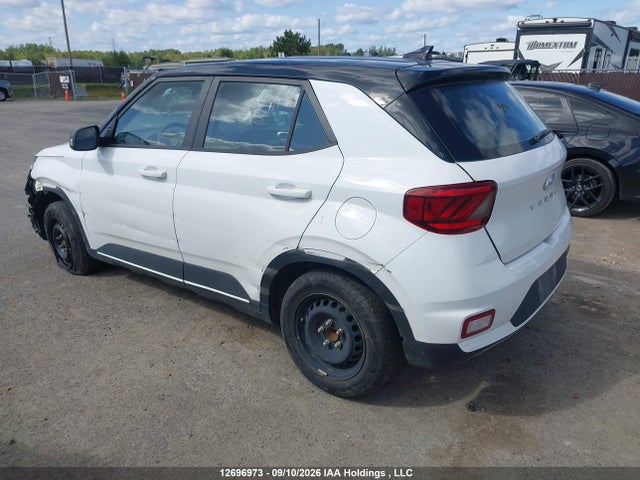 Продаж на аукціоні авто 2022 Hyundai Venue Essential Auto Ivt With Two-tone Body Colour, vin: KMHRB8A37NU198371, номер лоту: 12696973