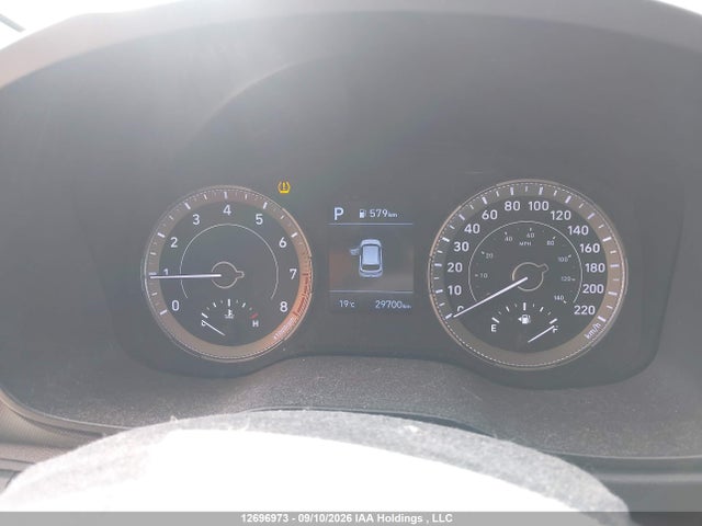 Продаж на аукціоні авто 2022 Hyundai Venue Essential Auto Ivt With Two-tone Body Colour, vin: KMHRB8A37NU198371, номер лоту: 12696973