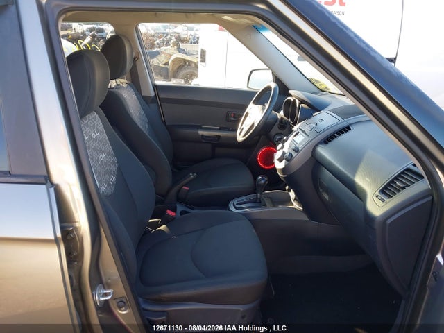 12671130 :رقم المزاد ، KNDJT2A21A7056707 vin ، 2010 Kia Soul 2.0l 2u/2.0l 4u/2.0l 4u Burner/2.0l 4u Retro/2.0l 4u Sx مزاد بيع