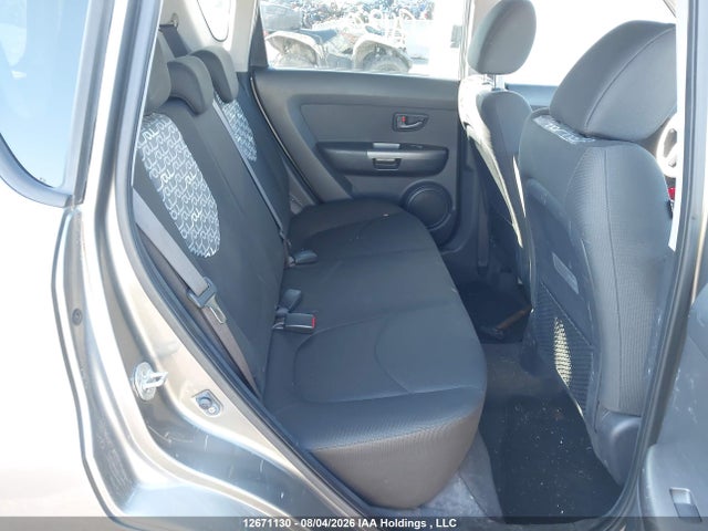 12671130 :رقم المزاد ، KNDJT2A21A7056707 vin ، 2010 Kia Soul 2.0l 2u/2.0l 4u/2.0l 4u Burner/2.0l 4u Retro/2.0l 4u Sx مزاد بيع